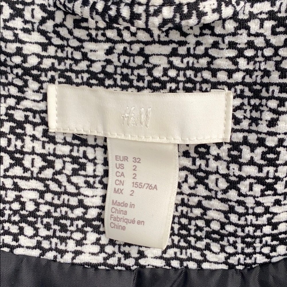 H&M jacket - Picture 3 of 3